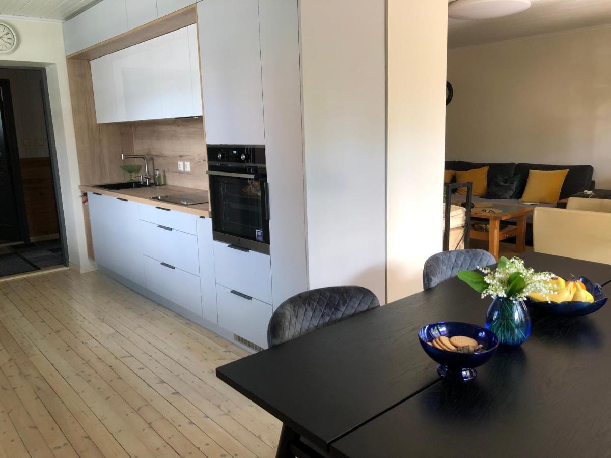 Manni Homestay Kuressaare Bagian luar foto