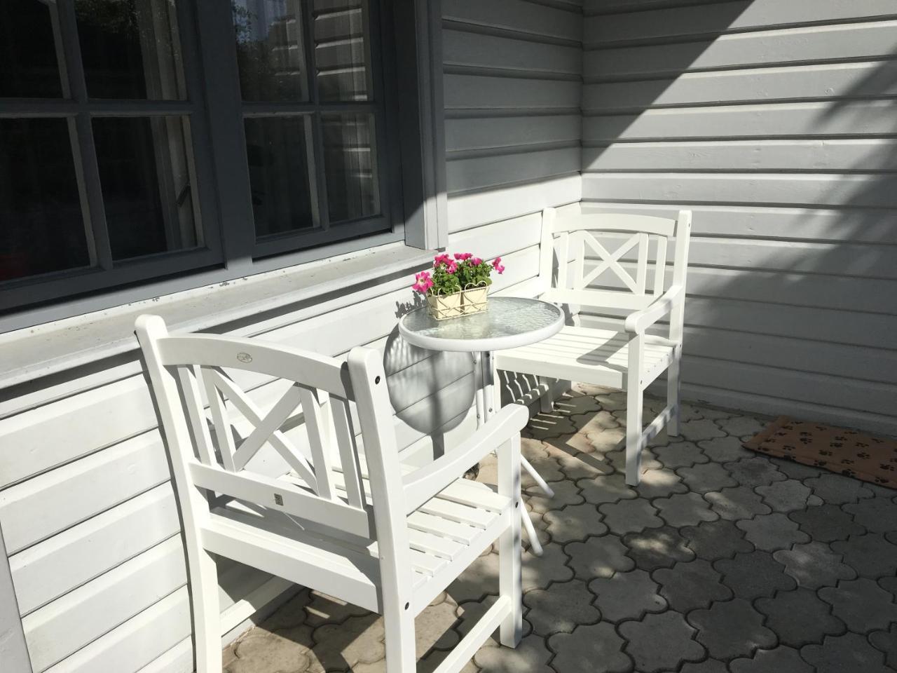 Manni Homestay Kuressaare Bagian luar foto
